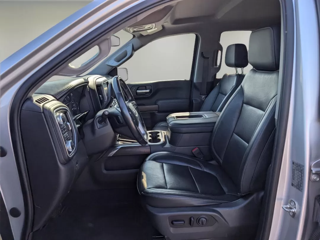 2019 /Jet Black GMC Sierra 1500 SLT (3GTU9DED8KG) with an Other engine, located at 5115 14th Ave., Columbus, GA, 31904, (706) 323-0345, 32.511494, -84.971046 - **Unleash Adventure with the 2019 GMC Sierra 1500 SLT Your Perfect Companion for Every Journey!**<br /> <br /> Are you ready to elevate your driving experience? The 2019 GMC Sierra 1500 SLT is more than just a vehicle; it's an invitation to adventure, ideal for those who crave the open road and the - Photo#9