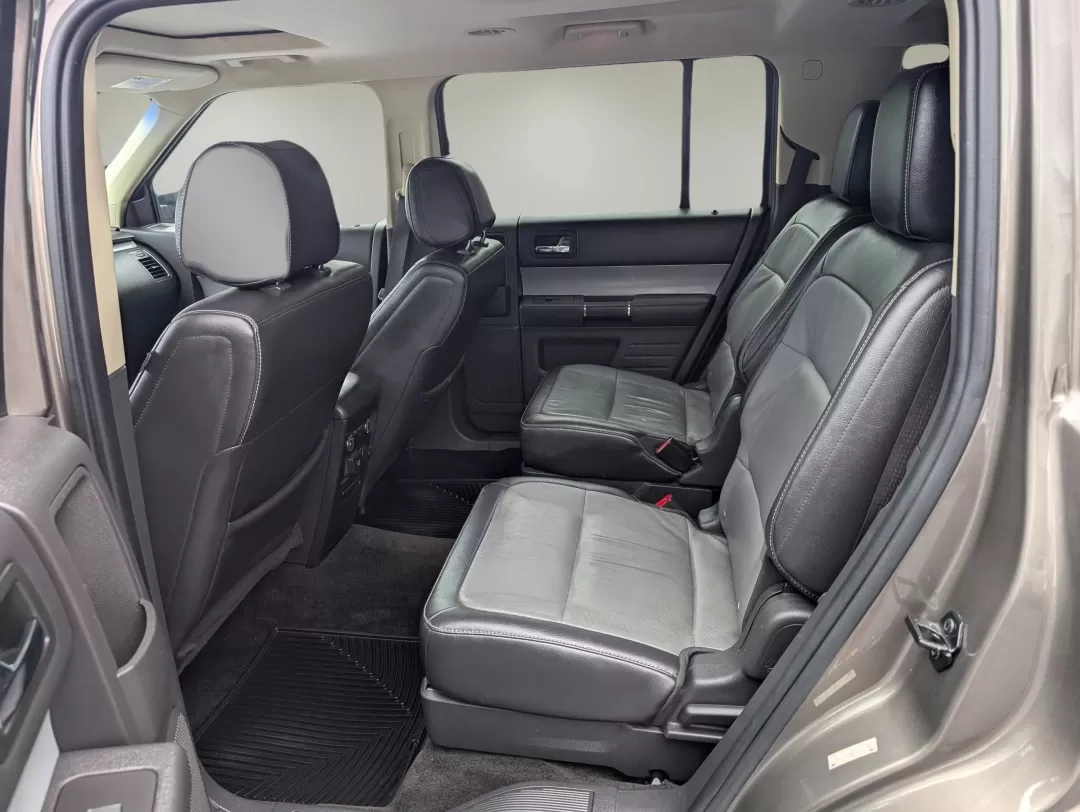 2013 Ford Flex Limited (2FMHK6D8XDB) with an Other engine, located at 5115 14th Ave., Columbus, GA, 31904, (706) 323-0345, 32.511494, -84.971046 - Embark on unforgettable journeys with the 2013 Ford Flex Limited, now available at Gils Auto in Prattville, AL. This versatile crossover is not just a vehicle; it's the perfect companion for growing families, weekend adventurers, and anyone seeking a reliable ride for long commutes. With its spaciou - Photo#7