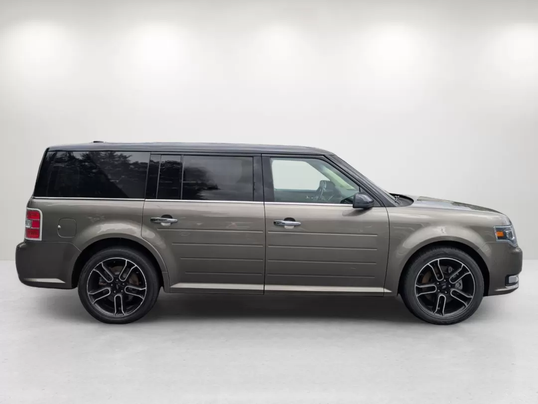 2013 Ford Flex Limited (2FMHK6D8XDB) with an Other engine, located at 3959 U.S. 80 W, Phenix City, AL, 36870, (334) 297-4885, 32.469296, -85.135185 - Embark on unforgettable journeys with the 2013 Ford Flex Limited, now available at Gils Auto in Prattville, AL. This versatile crossover is not just a vehicle; it's the perfect companion for growing families, weekend adventurers, and anyone seeking a reliable ride for long commutes. With its spaciou - Photo#3