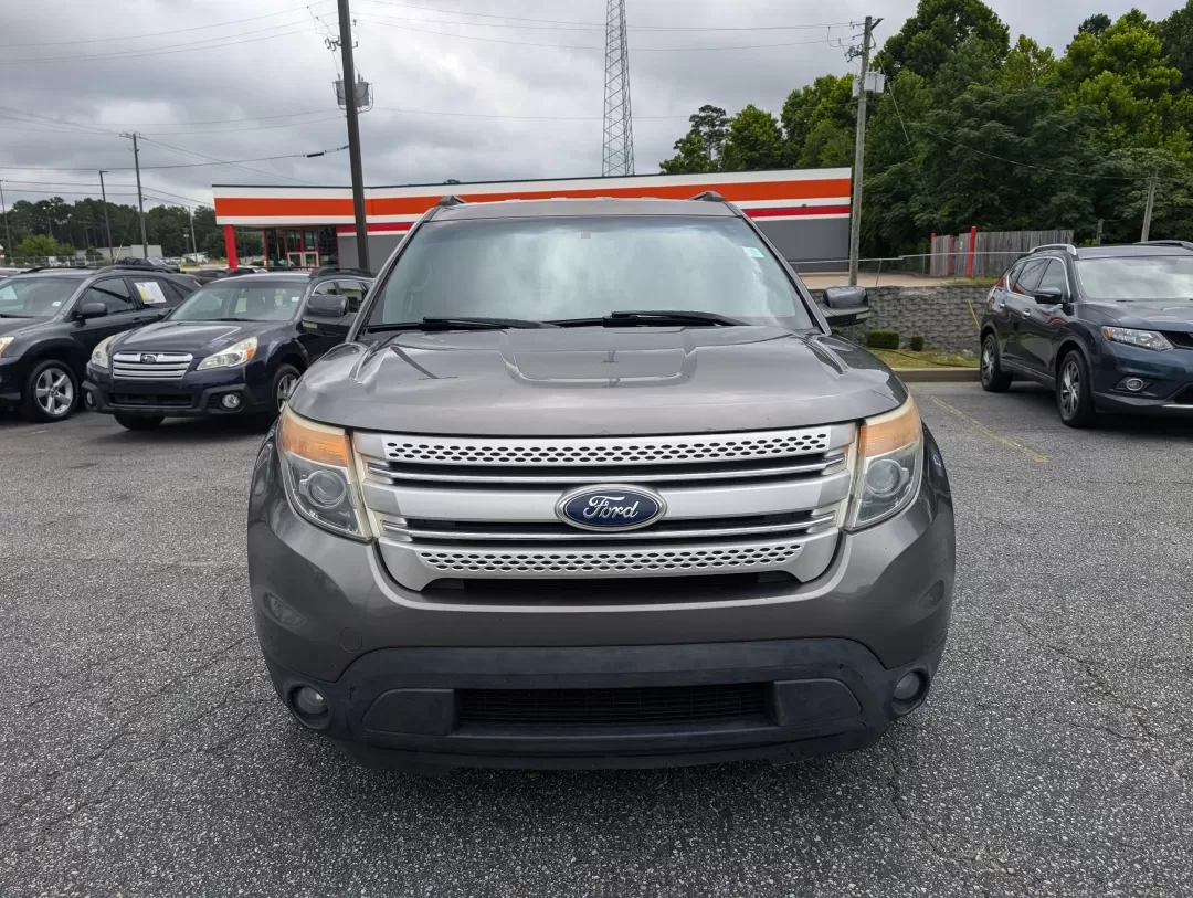 2012 Ford Explorer XLT (1FMHK7D81CG) with an Other engine, located at 3959 U.S. 80 W, Phenix City, AL, 36870, (334) 297-4885, 32.469296, -85.135185 - **Adventure Awaits with the 2012 Ford Explorer XLT Perfect for Family Road Trips!**<br /> <br /> At Gils Auto in Phenix City, AL, we understand that your vehicle is more than just a mode of transportation; it's a key part of your lifestyle. Whether you're planning a weekend getaway with the family - Photo#1