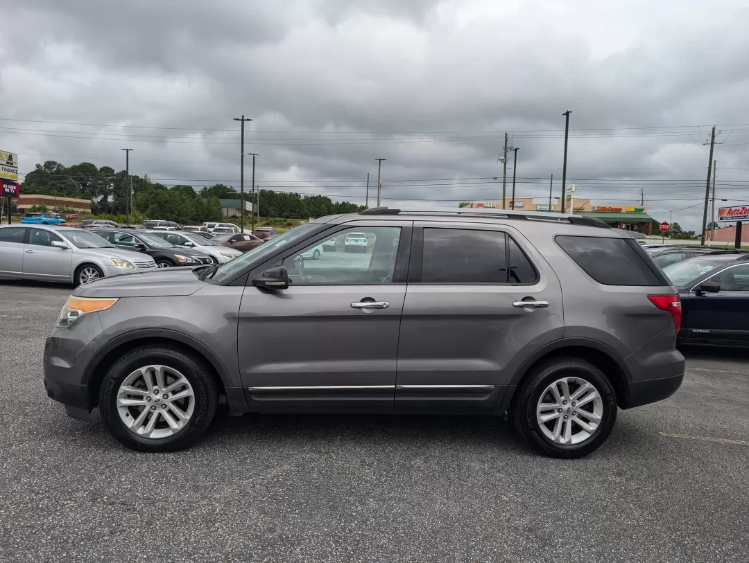 2012 Ford Explorer XLT (1FMHK7D81CG) with an Other engine, located at 3959 U.S. 80 W, Phenix City, AL, 36870, (334) 297-4885, 32.469296, -85.135185 - **Adventure Awaits with the 2012 Ford Explorer XLT Perfect for Family Road Trips!**<br /> <br /> At Gils Auto in Phenix City, AL, we understand that your vehicle is more than just a mode of transportation; it's a key part of your lifestyle. Whether you're planning a weekend getaway with the family - Photo#7