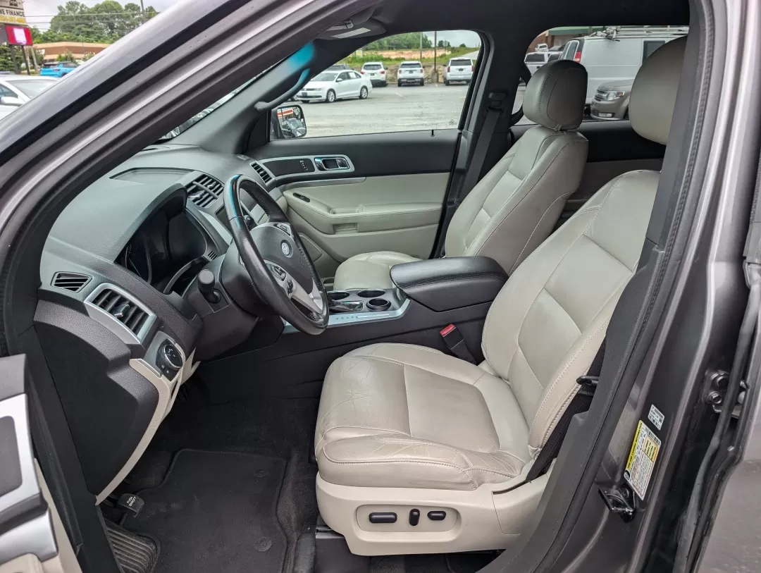 2012 Ford Explorer XLT (1FMHK7D81CG) with an Other engine, located at 3959 U.S. 80 W, Phenix City, AL, 36870, (334) 297-4885, 32.469296, -85.135185 - **Adventure Awaits with the 2012 Ford Explorer XLT Perfect for Family Road Trips!**<br /> <br /> At Gils Auto in Phenix City, AL, we understand that your vehicle is more than just a mode of transportation; it's a key part of your lifestyle. Whether you're planning a weekend getaway with the family - Photo#9