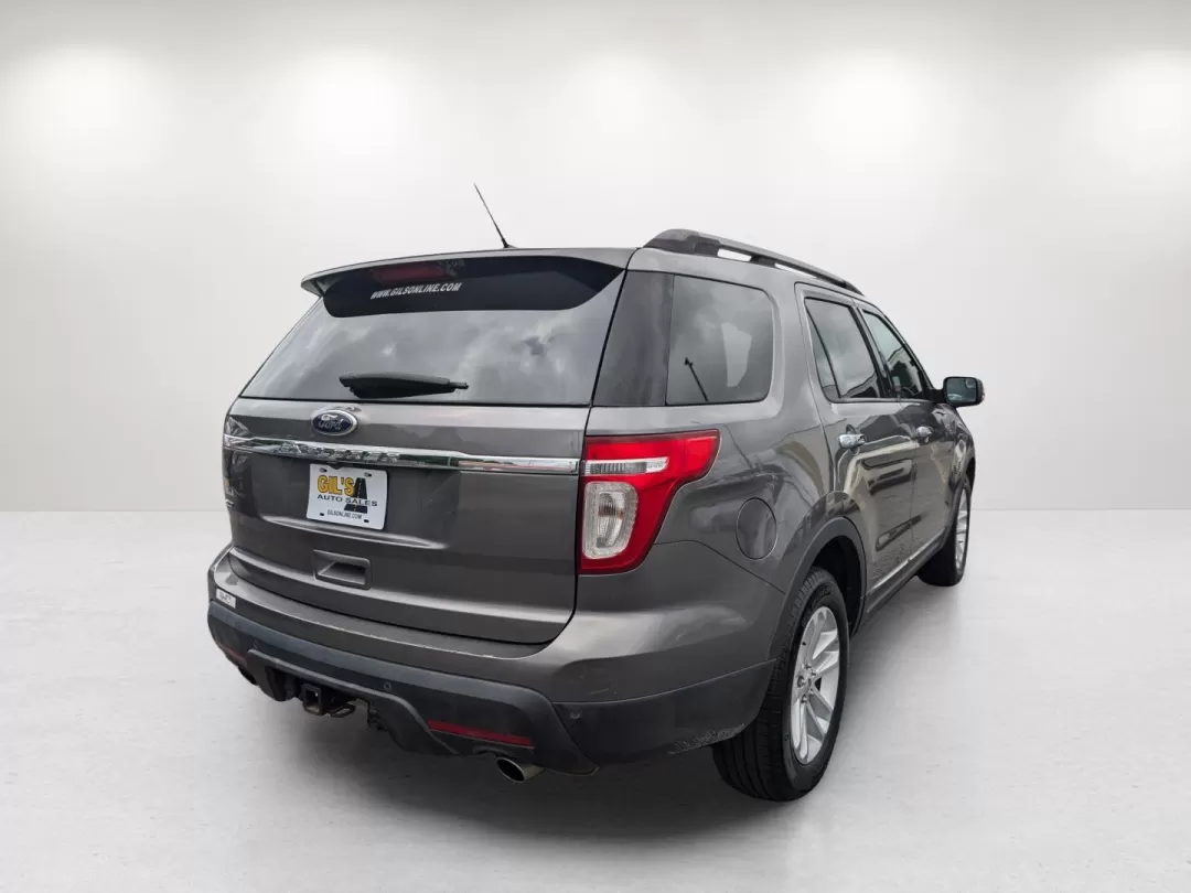 2012 Ford Explorer XLT (1FMHK7D81CG) with an Other engine, located at 3959 U.S. 80 W, Phenix City, AL, 36870, (334) 297-4885, 32.469296, -85.135185 - **Adventure Awaits with the 2012 Ford Explorer XLT Perfect for Family Road Trips!**<br /> <br /> At Gils Auto in Phenix City, AL, we understand that your vehicle is more than just a mode of transportation; it's a key part of your lifestyle. Whether you're planning a weekend getaway with the family - Photo#5
