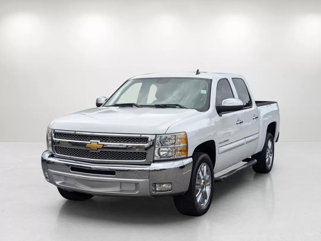 2012 /Ebony Chevrolet Silverado 1500 LT (3GCPCSE03CG) with an Other engine, located at 3959 U.S. 80 W, Phenix City, AL, 36870, (334) 297-4885, 32.469296, -85.135185 - **Unleash Your Adventurous Spirit with the 2012 Chevrolet Silverado 1500 LT!** <br /> <br /> Are you searching for a reliable and powerful pickup truck that can effortlessly handle both your daily commute and weekend adventures? Look no further than this stunning 2012 Chevrolet Silverado 1500 LT, av - Photo#1