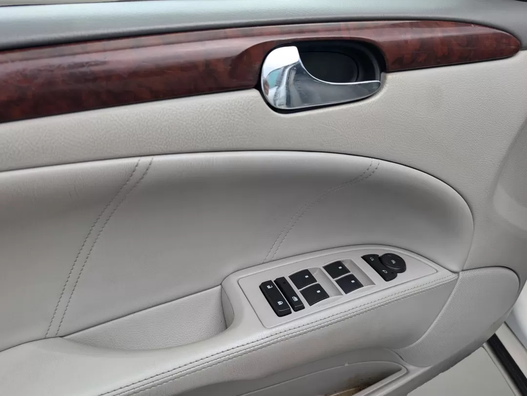 2008 /Titanium Buick Lucerne CX (1G4HP57288U) with an Other engine, located at 3959 U.S. 80 W, Phenix City, AL, 36870, (334) 297-4885, 32.469296, -85.135185 - ### Discover Your Next Adventure with the 2008 Buick Lucerne CX at Gils Auto in Phenix City, AL!<br /> <br /> Are you searching for a reliable sedan that seamlessly fits into your busy lifestyle? Look no further! The 2008 Buick Lucerne CX, available at Gils Auto, is perfect for your daily commutes o - Photo#9