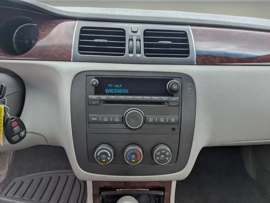 2008 /Titanium Buick Lucerne CX (1G4HP57288U) with an Other engine, located at 3959 U.S. 80 W, Phenix City, AL, 36870, (334) 297-4885, 32.469296, -85.135185 - ### Discover Your Next Adventure with the 2008 Buick Lucerne CX at Gils Auto in Phenix City, AL!<br /> <br /> Are you searching for a reliable sedan that seamlessly fits into your busy lifestyle? Look no further! The 2008 Buick Lucerne CX, available at Gils Auto, is perfect for your daily commutes o - Photo#14
