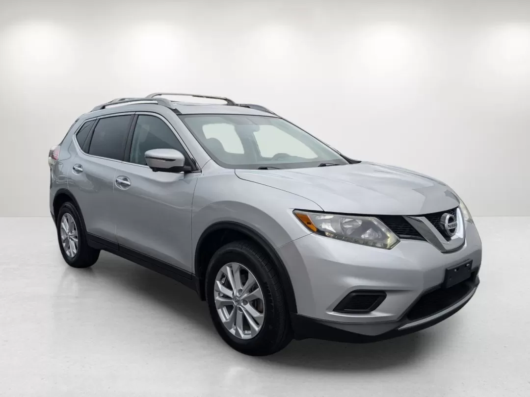 2016 /Charcoal Nissan Rogue SV (5N1AT2MV7GC) with an Other engine, located at 3959 U.S. 80 W, Phenix City, AL, 36870, (334) 297-4885, 32.469296, -85.135185 - **Discover Adventure in the 2016 Nissan Rogue SV at Gils Auto - Your Buy Here Pay Here Destination in Phenix City!**<br /> <br /> Are you ready to elevate your lifestyle with a vehicle that effortlessly accommodates your family's needs, weekend adventures, or long commutes? The 2016 Nissan Rogue SV, - Photo#3