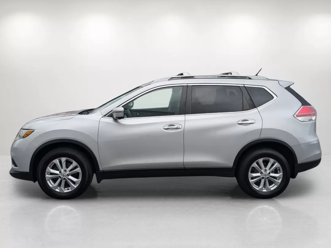 2016 /Charcoal Nissan Rogue SV (5N1AT2MV7GC) with an Other engine, located at 3959 U.S. 80 W, Phenix City, AL, 36870, (334) 297-4885, 32.469296, -85.135185 - **Discover Adventure in the 2016 Nissan Rogue SV at Gils Auto - Your Buy Here Pay Here Destination in Phenix City!**<br /> <br /> Are you ready to elevate your lifestyle with a vehicle that effortlessly accommodates your family's needs, weekend adventures, or long commutes? The 2016 Nissan Rogue SV, - Photo#8