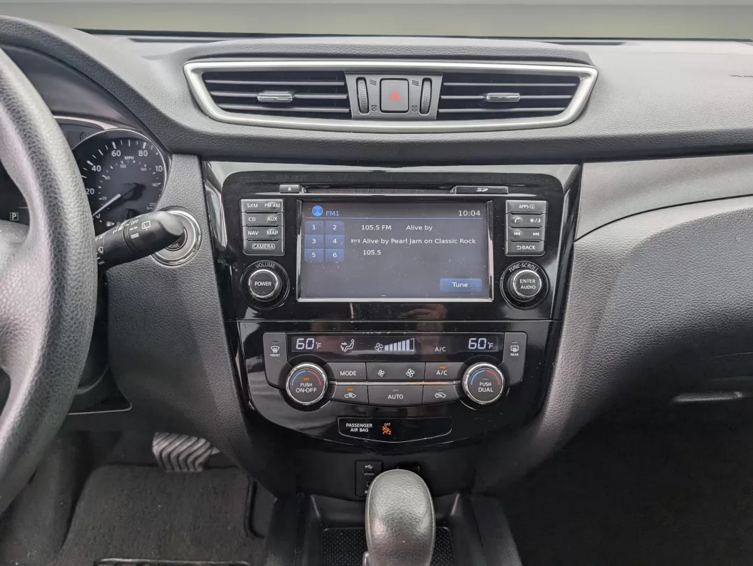 2016 /Charcoal Nissan Rogue SV (5N1AT2MV7GC) with an Other engine, located at 3959 U.S. 80 W, Phenix City, AL, 36870, (334) 297-4885, 32.469296, -85.135185 - **Discover Adventure in the 2016 Nissan Rogue SV at Gils Auto - Your Buy Here Pay Here Destination in Phenix City!**<br /> <br /> Are you ready to elevate your lifestyle with a vehicle that effortlessly accommodates your family's needs, weekend adventures, or long commutes? The 2016 Nissan Rogue SV, - Photo#15