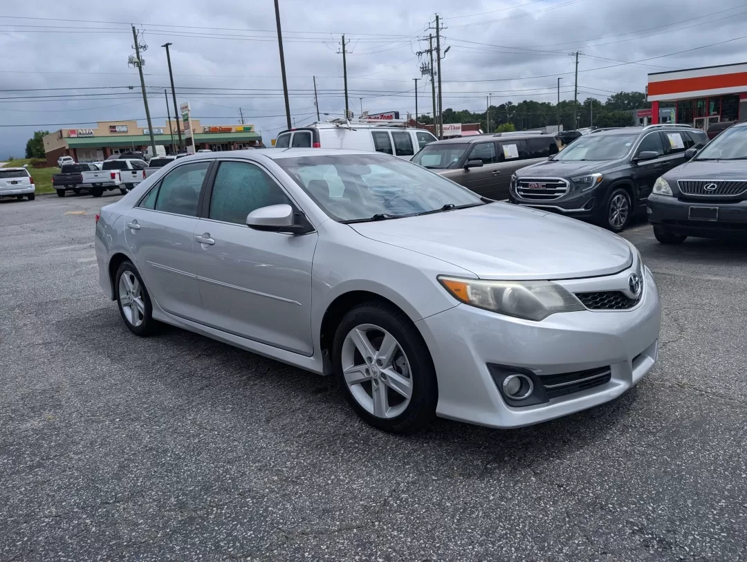 2012 Toyota Camry SE (4T1BF1FK3CU) with an Other engine, located at 3959 U.S. 80 W, Phenix City, AL, 36870, (334) 297-4885, 32.469296, -85.135185 - Experience the perfect blend of reliability and comfort with the 2012 Toyota Camry, now available at Gils Auto in Phenix City, AL. This sedan is an ideal choice for budget-conscious buyers seeking a dependable vehicle for daily commutes or family outings. With its spacious interior and fuel-efficien - Photo#2