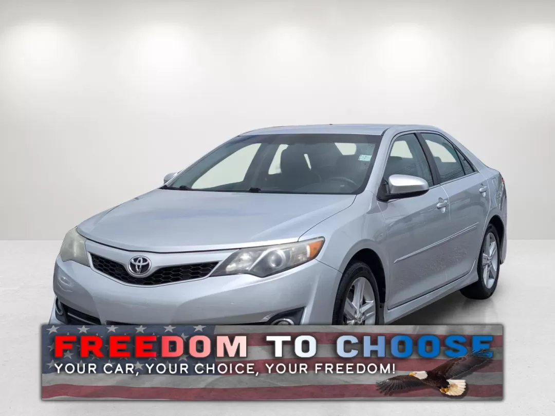 2012 Toyota Camry SE (4T1BF1FK3CU) with an Other engine, located at 3959 U.S. 80 W, Phenix City, AL, 36870, (334) 297-4885, 32.469296, -85.135185 - Experience the perfect blend of reliability and comfort with the 2012 Toyota Camry, now available at Gils Auto in Phenix City, AL. This sedan is an ideal choice for budget-conscious buyers seeking a dependable vehicle for daily commutes or family outings. With its spacious interior and fuel-efficien - Photo#0
