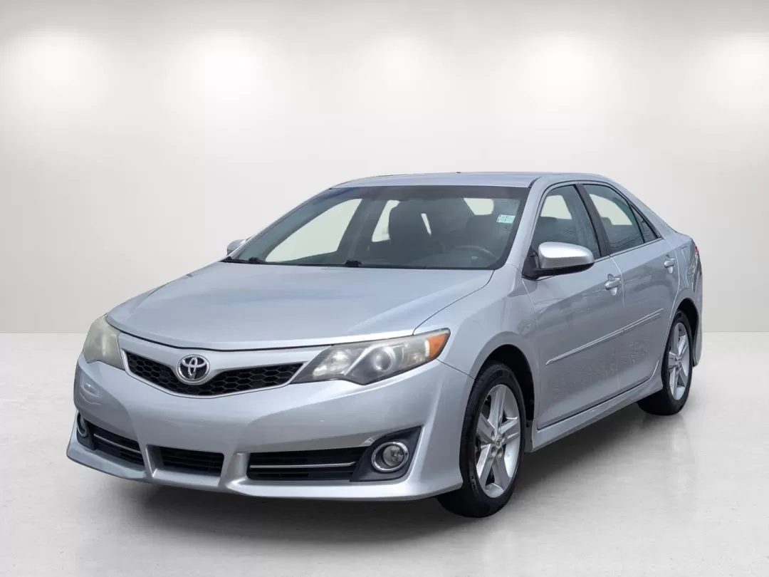 2012 Toyota Camry SE (4T1BF1FK3CU) with an Other engine, located at 3959 U.S. 80 W, Phenix City, AL, 36870, (334) 297-4885, 32.469296, -85.135185 - Experience the perfect blend of reliability and comfort with the 2012 Toyota Camry, now available at Gils Auto in Phenix City, AL. This sedan is an ideal choice for budget-conscious buyers seeking a dependable vehicle for daily commutes or family outings. With its spacious interior and fuel-efficien - Photo#1