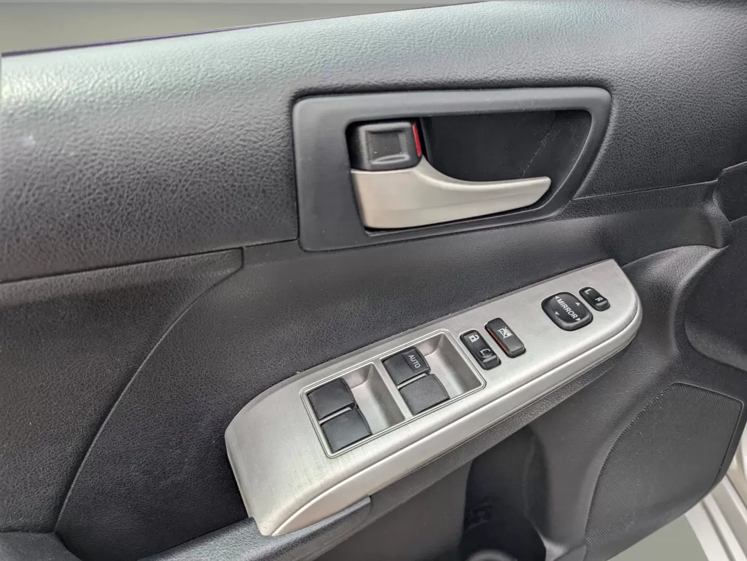 2012 Toyota Camry SE (4T1BF1FK3CU) with an Other engine, located at 3959 U.S. 80 W, Phenix City, AL, 36870, (334) 297-4885, 32.469296, -85.135185 - Experience the perfect blend of reliability and comfort with the 2012 Toyota Camry, now available at Gils Auto in Phenix City, AL. This sedan is an ideal choice for budget-conscious buyers seeking a dependable vehicle for daily commutes or family outings. With its spacious interior and fuel-efficien - Photo#9