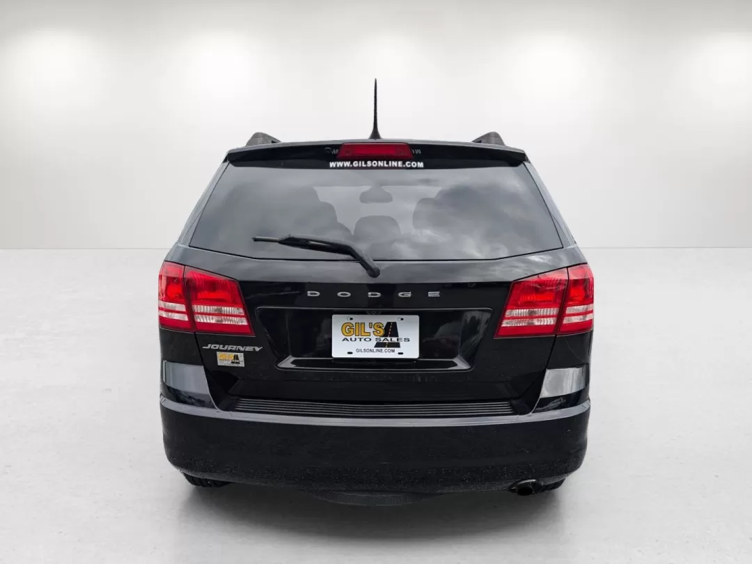 2018 /Black Dodge Journey SE (3C4PDCAB7JT) with an Other engine, located at 3959 U.S. 80 W, Phenix City, AL, 36870, (334) 297-4885, 32.469296, -85.135185 - Are you ready to elevate your family road trips or weekend adventures? Look no further than this stunning 2018 Dodge Journey SE, the perfect SUV for active lifestyles and growing families! With seats for up to seven and ample cargo space, this vehicle effortlessly blends comfort and versatility, mak - Photo#6