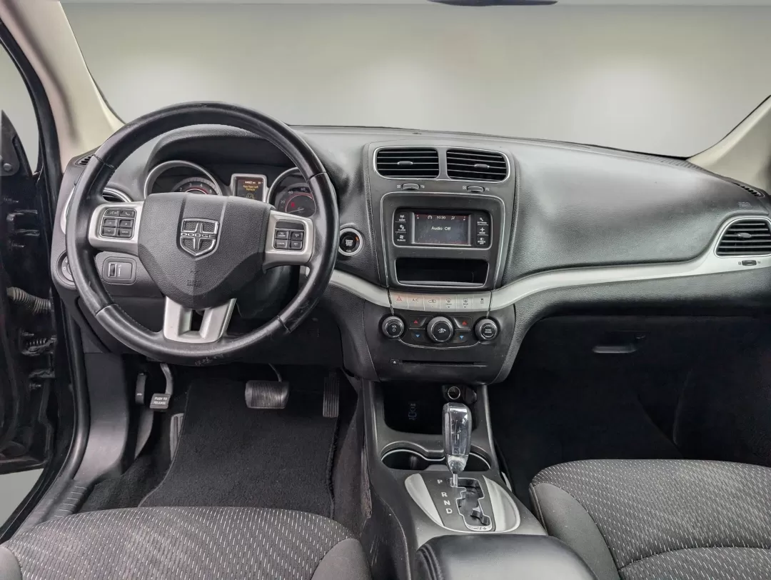 2018 /Black Dodge Journey SE (3C4PDCAB7JT) with an Other engine, located at 3959 U.S. 80 W, Phenix City, AL, 36870, (334) 297-4885, 32.469296, -85.135185 - Are you ready to elevate your family road trips or weekend adventures? Look no further than this stunning 2018 Dodge Journey SE, the perfect SUV for active lifestyles and growing families! With seats for up to seven and ample cargo space, this vehicle effortlessly blends comfort and versatility, mak - Photo#12