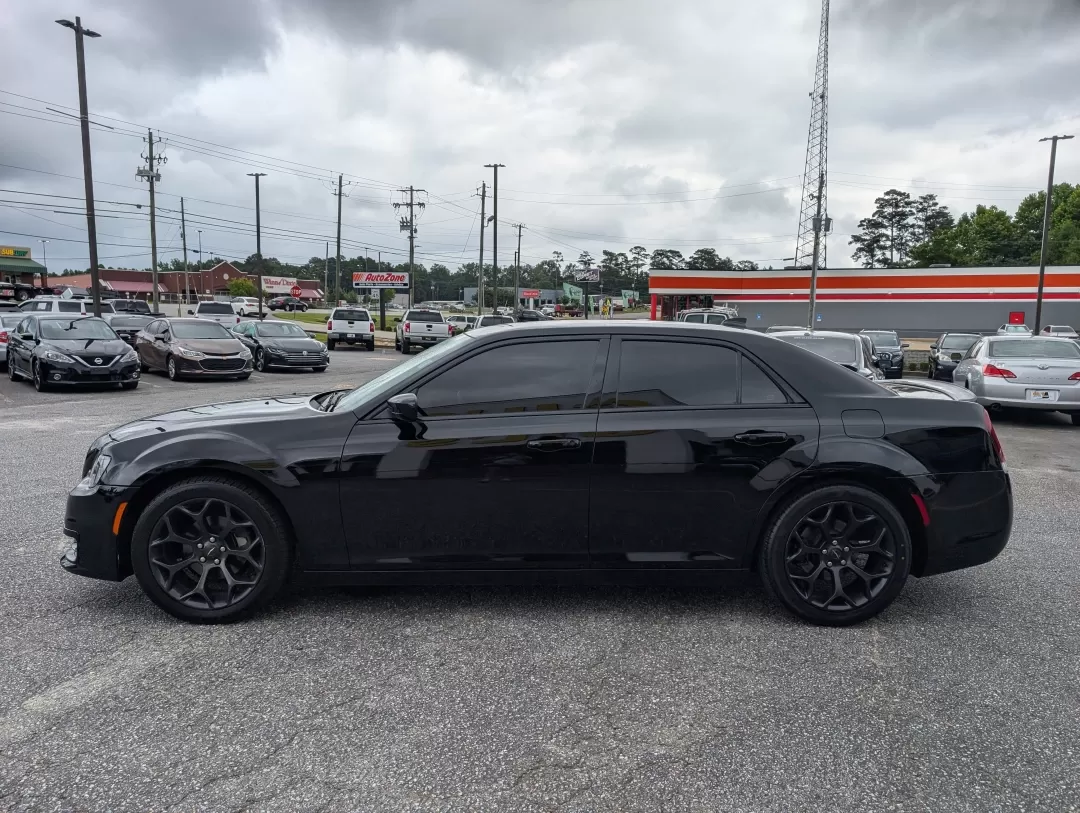 2019 /Black Chrysler 300 Touring (2C3CCAAG8KH) with an Other engine, located at 3959 U.S. 80 W, Phenix City, AL, 36870, (334) 297-4885, 32.469296, -85.135185 - **Unleash Your Driving Experience with the 2019 Chrysler 300 Touring at Gils Auto Your Trusted Buy Here Pay Here Dealership in Phenix City, AL!**<br /> <br /> Are you looking for a vehicle that combines comfort, style, and performance? The 2019 Chrysler 300 Touring is the perfect companion for thos - Photo#7