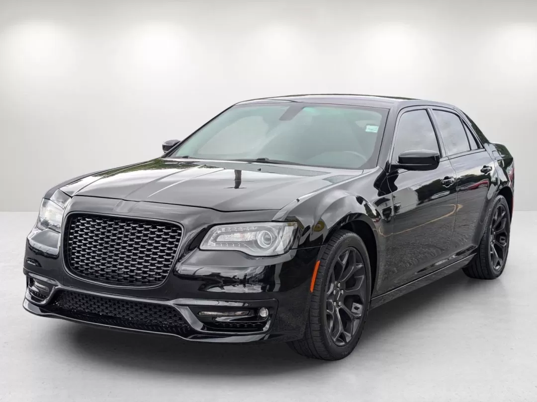 2019 /Black Chrysler 300 Touring (2C3CCAAG8KH) with an Other engine, located at 3959 U.S. 80 W, Phenix City, AL, 36870, (334) 297-4885, 32.469296, -85.135185 - **Unleash Your Driving Experience with the 2019 Chrysler 300 Touring at Gils Auto Your Trusted Buy Here Pay Here Dealership in Phenix City, AL!**<br /> <br /> Are you looking for a vehicle that combines comfort, style, and performance? The 2019 Chrysler 300 Touring is the perfect companion for thos - Photo#1