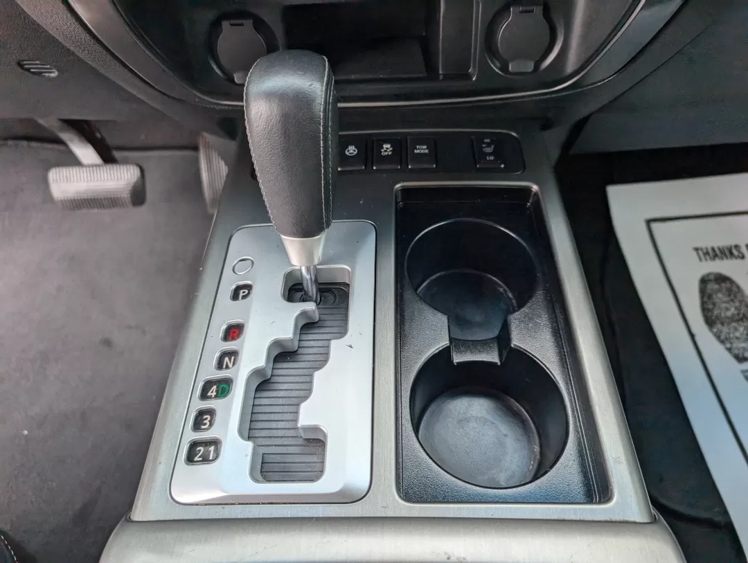 2015 /Charcoal Nissan Armada Platinum (5N1BA0NF3FN) with an Other engine, located at 3959 U.S. 80 W, Phenix City, AL, 36870, (334) 297-4885, 32.469296, -85.135185 - **Elevate Your Adventures with the 2015 Nissan Armada Platinum at Gils Auto!**<br /> <br /> Ready to embark on unforgettable family road trips? Look no further than the 2015 Nissan Armada Platinum, an SUV designed to accommodate your lifestyle. With its spacious interior, luxurious features, and rug - Photo#15