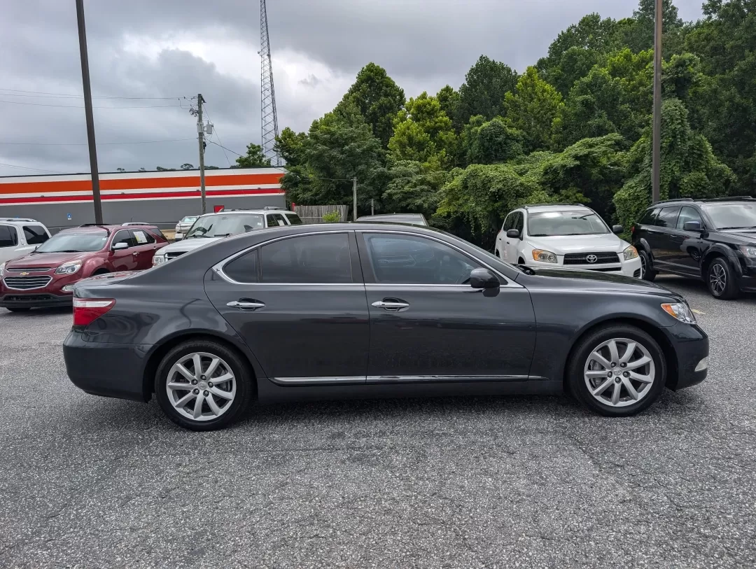 2009 Lexus LS 460 (JTHBL46F895) with an Other engine, located at 3959 U.S. 80 W, Phenix City, AL, 36870, (334) 297-4885, 32.469296, -85.135185 - **Discover Unmatched Luxury and Reliability: 2009 Lexus LS 460 at Gils Auto** <br /> <br /> Are you searching for a vehicle that combines luxury, performance, and reliability, perfect for both your daily commute and weekend getaways? Look no further! The stunning 2009 Lexus LS 460, available at Gil - Photo#3