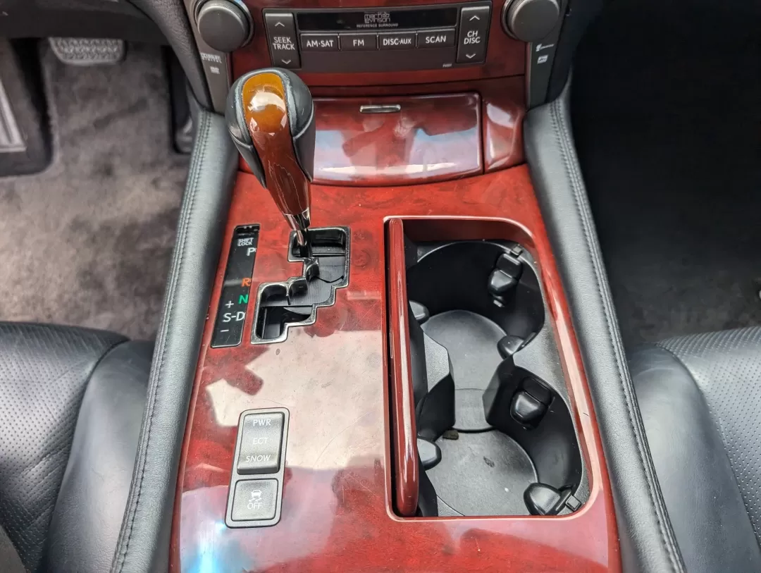 2009 Lexus LS 460 (JTHBL46F895) with an Other engine, located at 3959 U.S. 80 W, Phenix City, AL, 36870, (334) 297-4885, 32.469296, -85.135185 - **Discover Unmatched Luxury and Reliability: 2009 Lexus LS 460 at Gils Auto** <br /> <br /> Are you searching for a vehicle that combines luxury, performance, and reliability, perfect for both your daily commute and weekend getaways? Look no further! The stunning 2009 Lexus LS 460, available at Gil - Photo#13