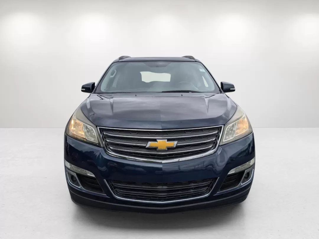 2015 /Ebony Chevrolet Traverse LT (1GNKRHKD0FJ) with an Other engine, located at 3959 U.S. 80 W, Phenix City, AL, 36870, (334) 297-4885, 32.469296, -85.135185 - ### Discover Your New Family Adventure with the 2015 Chevrolet Traverse LT at Gils Auto!<br /> <br /> If you're searching for the ultimate family SUV that combines comfort, space, and reliability, look no further than the stunning 2015 Chevrolet Traverse LT available at Gils Auto in Phenix City, AL. - Photo#2