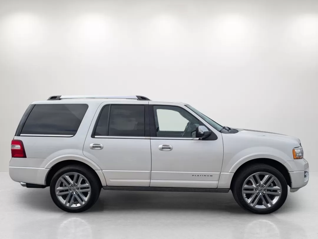 2017 Ford Expedition Platinum (1FMJU1LT8HE) with an Other engine, located at 7000 Northlake Connector, Columbus, GA, 31904, (706) 987-8085, 32.524975, -84.978134 - Discover the ultimate family SUV that combines power, luxury, and versatility-the 2017 Ford Expedition Platinum! Perfect for growing families and weekend adventures, this vehicle offers ample space, advanced safety features, and unmatched comfort. Whether you're embarking on a cross-country road tri - Photo#3