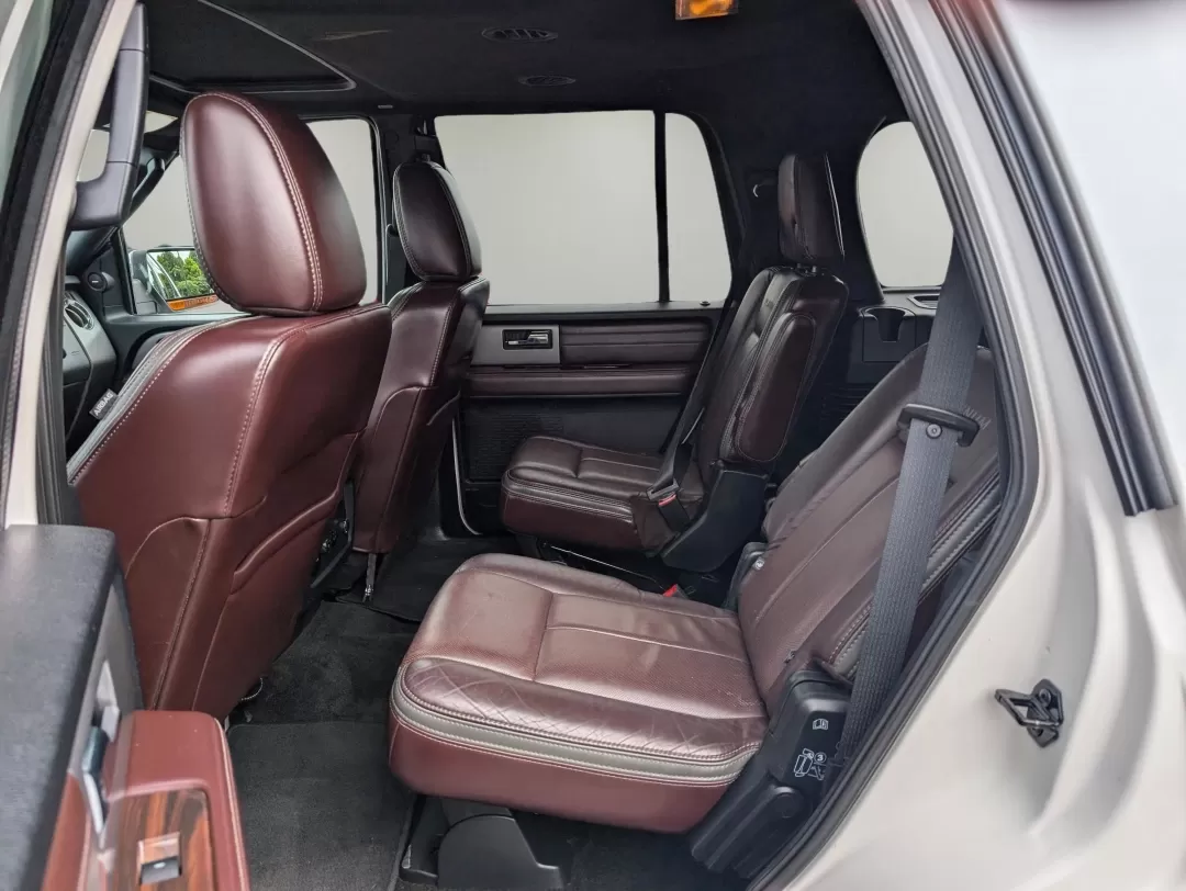 2017 Ford Expedition Platinum (1FMJU1LT8HE) with an Other engine, located at 7000 Northlake Connector, Columbus, GA, 31904, (706) 987-8085, 32.524975, -84.978134 - Discover the ultimate family SUV that combines power, luxury, and versatility-the 2017 Ford Expedition Platinum! Perfect for growing families and weekend adventures, this vehicle offers ample space, advanced safety features, and unmatched comfort. Whether you're embarking on a cross-country road tri - Photo#10