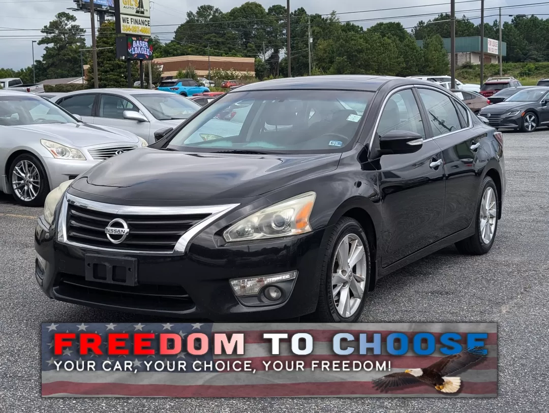 photo of 2014 Nissan Altima 2.5 SV