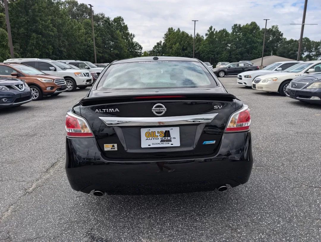 2014 /Charcoal Nissan Altima 2.5 SV (1N4AL3AP1EC) with an Other engine, located at 3959 U.S. 80 W, Phenix City, AL, 36870, (334) 297-4885, 32.469296, -85.135185 - **Discover Your Perfect Commuter Companion: 2014 Nissan Altima 2.5 SV at Gils Auto**<br /> <br /> Are you searching for a reliable vehicle that accommodates your busy lifestyle without breaking the bank? Look no further! The 2014 Nissan Altima 2.5 SV is the ideal choice for commuters, families, or a - Photo#5