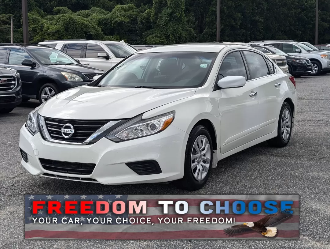 2016 /Charcoal Nissan Altima 2.5 S (1N4AL3AP3GC) with an Other engine, located at 3959 U.S. 80 W, Phenix City, AL, 36870, (334) 297-4885, 32.469296, -85.135185 - **Discover Your Perfect Commuter Companion: 2016 Nissan Altima 2.5 S at Gils Auto**<br /> <br /> Are you in search of a reliable, stylish, and efficient vehicle for your daily commute or family excursions? Look no further than this 2016 Nissan Altima 2.5 S available at Gils Auto in Phenix City, AL. - Photo#0