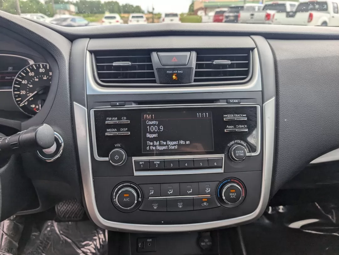 2016 /Charcoal Nissan Altima 2.5 S (1N4AL3AP3GC) with an Other engine, located at 3959 U.S. 80 W, Phenix City, AL, 36870, (334) 297-4885, 32.469296, -85.135185 - **Discover Your Perfect Commuter Companion: 2016 Nissan Altima 2.5 S at Gils Auto**<br /> <br /> Are you in search of a reliable, stylish, and efficient vehicle for your daily commute or family excursions? Look no further than this 2016 Nissan Altima 2.5 S available at Gils Auto in Phenix City, AL. - Photo#14