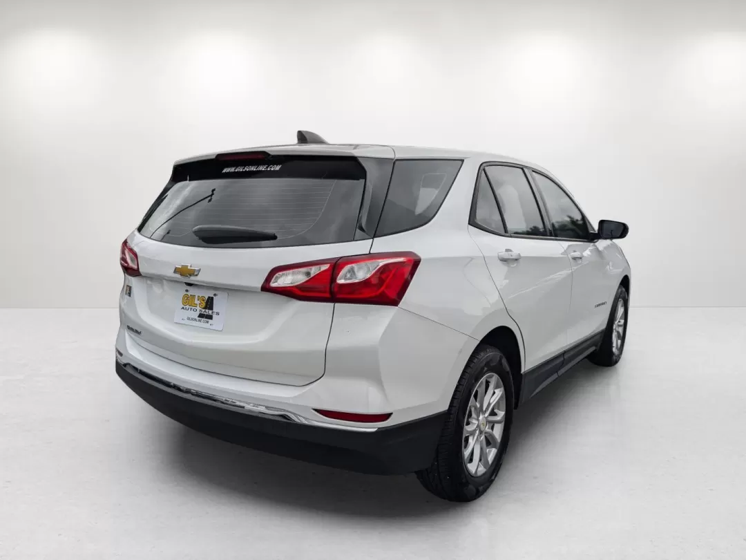 2018 /Medium Ash Gray Chevrolet Equinox LS (2GNAXHEV5J6) with an Other engine, located at 3959 U.S. 80 W, Phenix City, AL, 36870, (334) 297-4885, 32.469296, -85.135185 - **Adventure Awaits with the 2018 Chevrolet Equinox LS!**<br /> <br /> Are you ready to elevate your weekend getaways or daily commutes? The 2018 Chevrolet Equinox LS is not just a vehicle; it's your passport to a lifestyle filled with adventure, comfort, and reliability. Perfectly suited for growing - Photo#4
