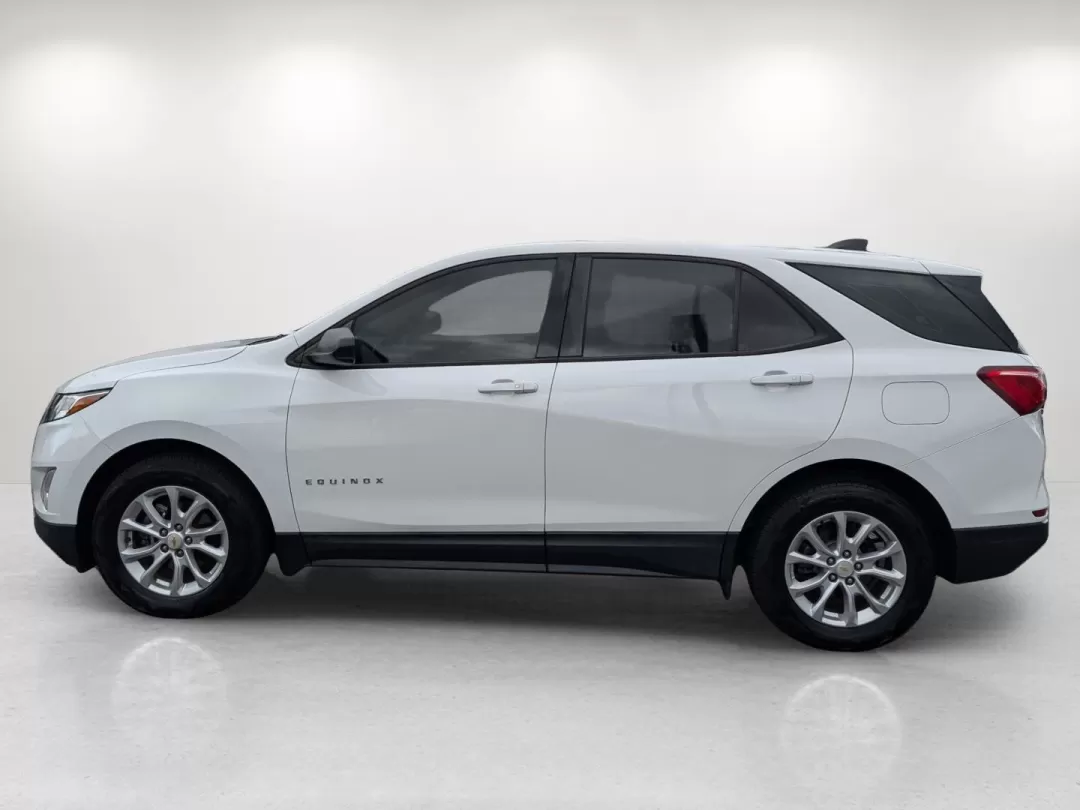 2018 /Medium Ash Gray Chevrolet Equinox LS (2GNAXHEV5J6) with an Other engine, located at 3959 U.S. 80 W, Phenix City, AL, 36870, (334) 297-4885, 32.469296, -85.135185 - **Adventure Awaits with the 2018 Chevrolet Equinox LS!**<br /> <br /> Are you ready to elevate your weekend getaways or daily commutes? The 2018 Chevrolet Equinox LS is not just a vehicle; it's your passport to a lifestyle filled with adventure, comfort, and reliability. Perfectly suited for growing - Photo#7