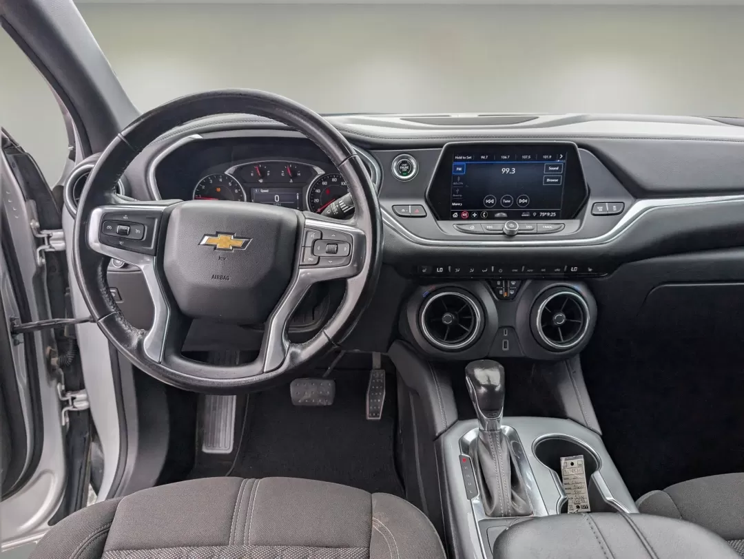 2020 /Jet Black Chevrolet Blazer LT (3GNKBBRA7LS) with an Other engine, located at 3959 U.S. 80 W, Phenix City, AL, 36870, (334) 297-4885, 32.469296, -85.135185 - **Discover Your Next Adventure with the 2020 Chevrolet Blazer LT at Gils Auto!**<br /> <br /> Are you in the market for a versatile and stylish SUV that caters to your family's needs, weekend adventures, or daily commutes? Look no further than the stunning 2020 Chevrolet Blazer LT, available now at - Photo#11