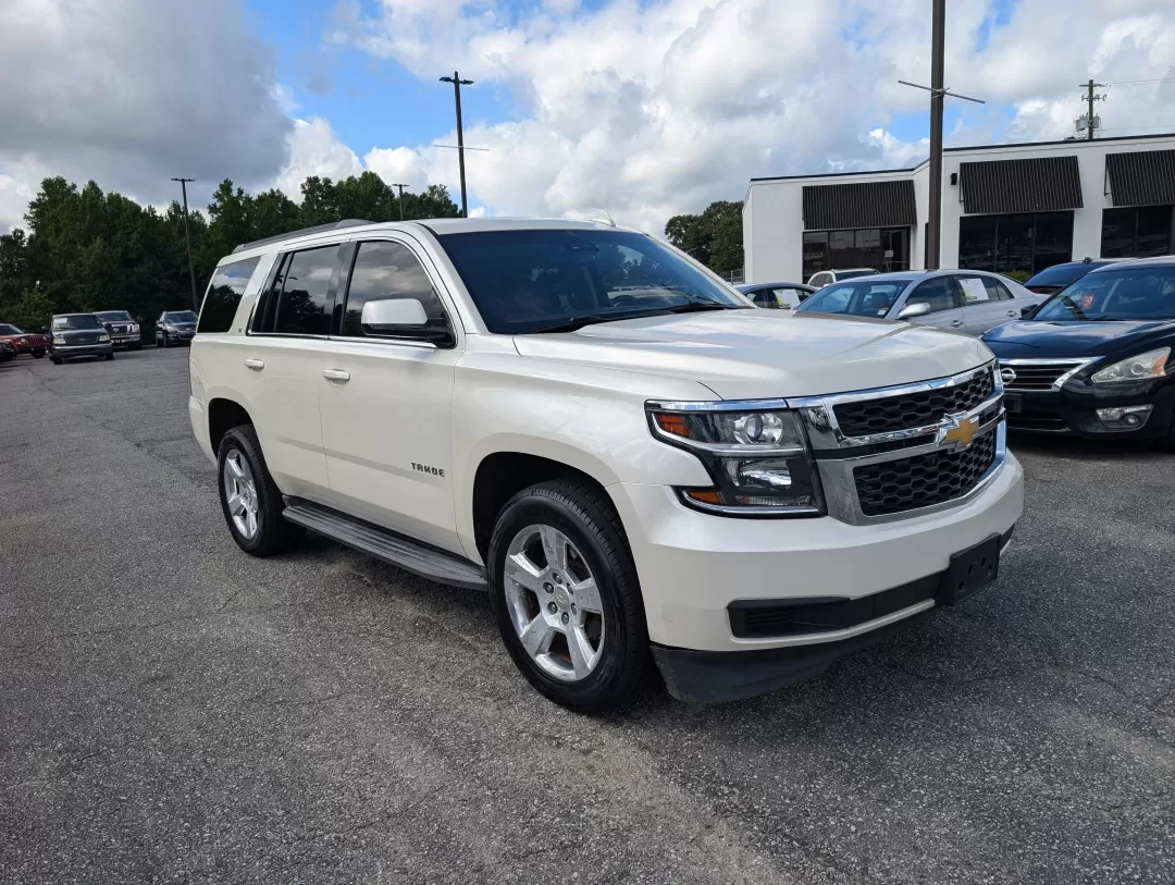 2015 /Cocoa/Dune Chevrolet Tahoe LT (1GNSCBKC9FR) with an Other engine, located at 3959 U.S. 80 W, Phenix City, AL, 36870, (334) 297-4885, 32.469296, -85.135185 - **Experience the Ultimate Family Adventure with This 2015 Chevrolet Tahoe LT at Gils Auto!**<br /> <br /> Are you searching for the perfect vehicle to enhance your family's lifestyle? Look no further! The 2015 Chevrolet Tahoe LT is designed for families on the move, weekend adventurers, and anyone n - Photo#2