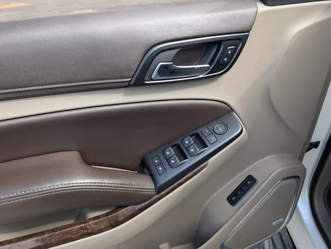 2015 /Cocoa/Dune Chevrolet Tahoe LT (1GNSCBKC9FR) with an Other engine, located at 3959 U.S. 80 W, Phenix City, AL, 36870, (334) 297-4885, 32.469296, -85.135185 - **Experience the Ultimate Family Adventure with This 2015 Chevrolet Tahoe LT at Gils Auto!**<br /> <br /> Are you searching for the perfect vehicle to enhance your family's lifestyle? Look no further! The 2015 Chevrolet Tahoe LT is designed for families on the move, weekend adventurers, and anyone n - Photo#8