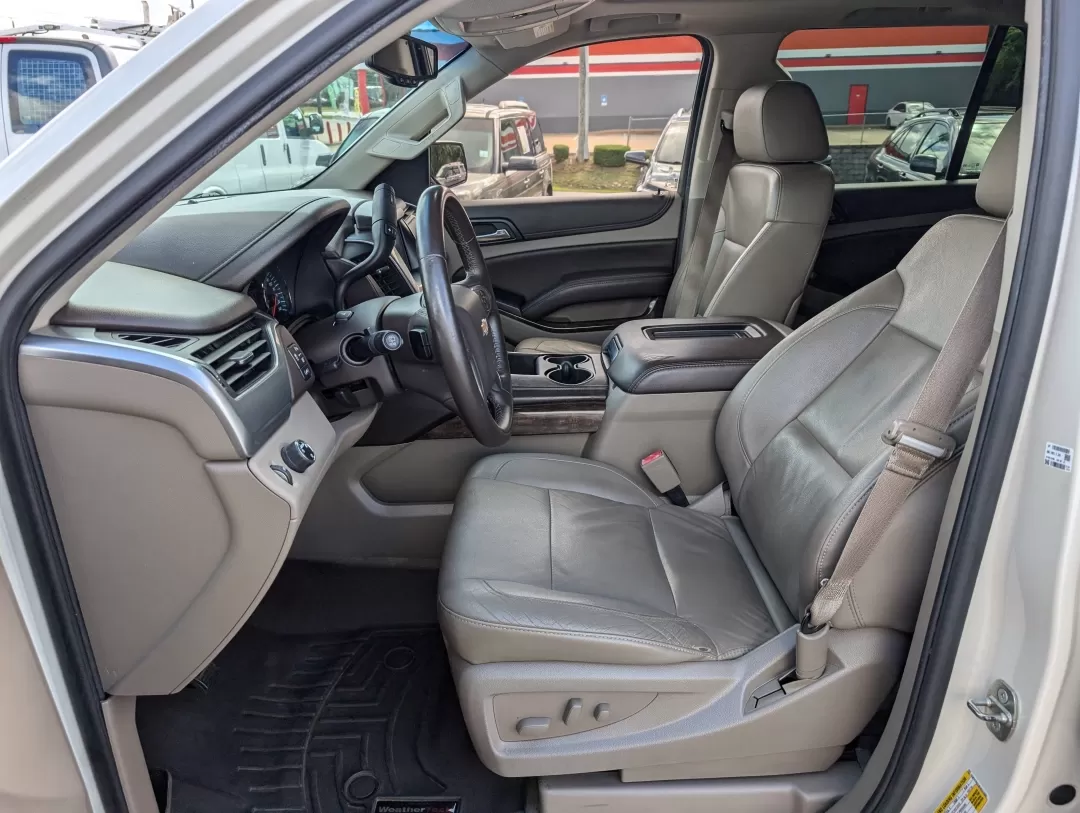 2015 /Cocoa/Dune Chevrolet Tahoe LT (1GNSCBKC9FR) with an Other engine, located at 3959 U.S. 80 W, Phenix City, AL, 36870, (334) 297-4885, 32.469296, -85.135185 - **Experience the Ultimate Family Adventure with This 2015 Chevrolet Tahoe LT at Gils Auto!**<br /> <br /> Are you searching for the perfect vehicle to enhance your family's lifestyle? Look no further! The 2015 Chevrolet Tahoe LT is designed for families on the move, weekend adventurers, and anyone n - Photo#9