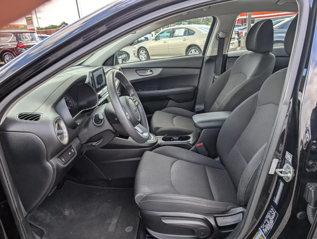 2019 /Black Kia Forte LXS (3KPF24AD2KE) with an Other engine, located at 3959 U.S. 80 W, Phenix City, AL, 36870, (334) 297-4885, 32.469296, -85.135185 - **Discover Your Next Adventure in the 2019 Kia Forte at Gils Auto Phenix City, AL!**<br /> <br /> Are you ready to elevate your daily commute or embark on weekend adventures? The 2019 Kia Forte LXS is the perfect sedan that combines style, efficiency, and modern features, making it ideal for budget - Photo#9