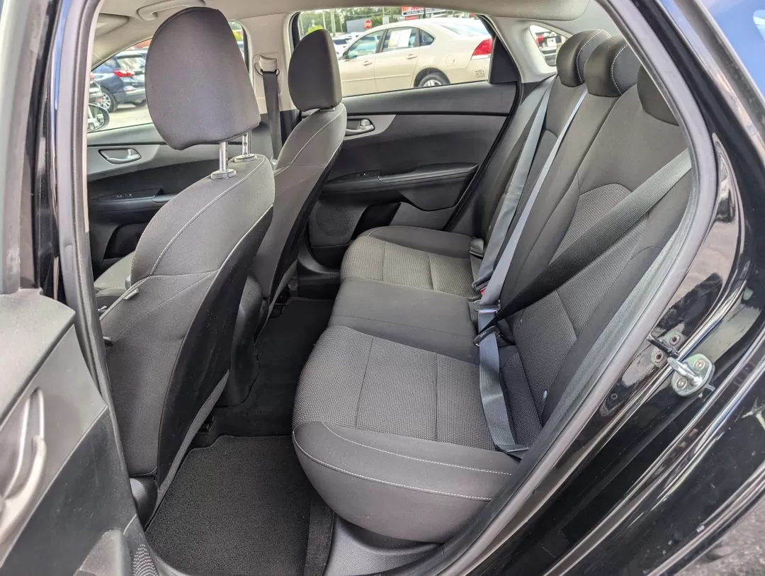 2019 /Black Kia Forte LXS (3KPF24AD2KE) with an Other engine, located at 3959 U.S. 80 W, Phenix City, AL, 36870, (334) 297-4885, 32.469296, -85.135185 - **Discover Your Next Adventure in the 2019 Kia Forte at Gils Auto Phenix City, AL!**<br /> <br /> Are you ready to elevate your daily commute or embark on weekend adventures? The 2019 Kia Forte LXS is the perfect sedan that combines style, efficiency, and modern features, making it ideal for budget - Photo#10