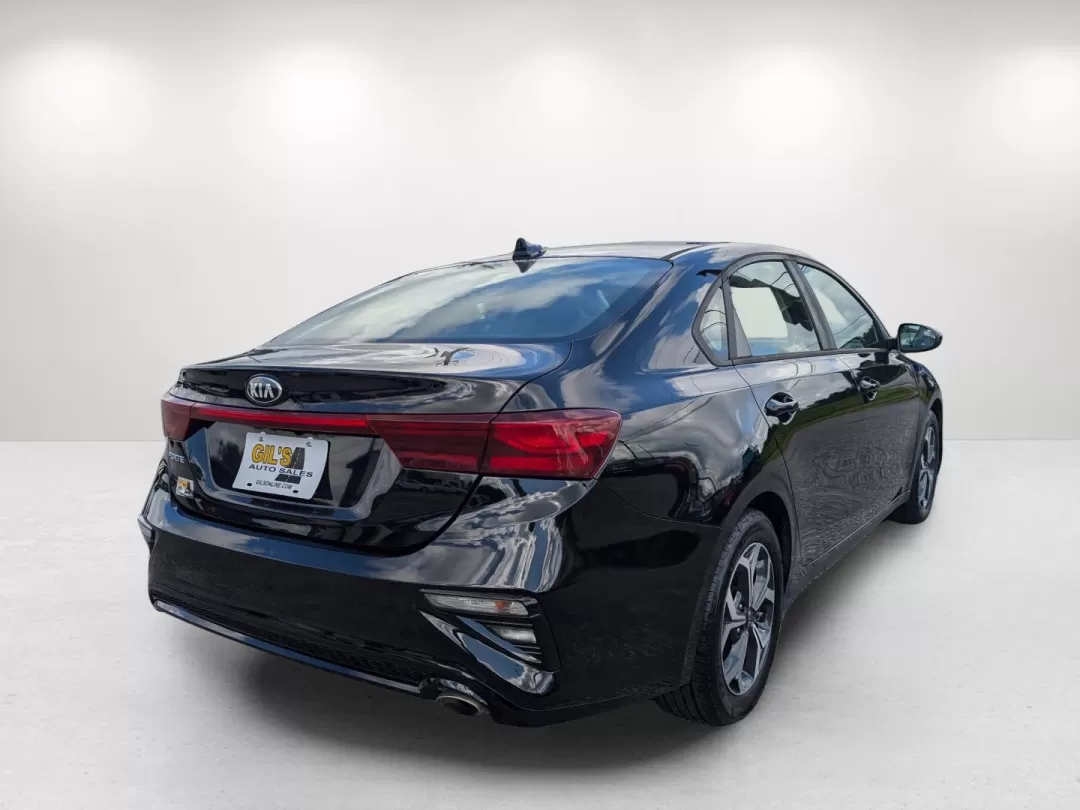 2019 /Black Kia Forte LXS (3KPF24AD2KE) with an Other engine, located at 521 Old Farm Lane Rd, Prattville, AL, 36066, (334) 325-1505, 32.482460, -86.416367 - **Discover Your Next Adventure in the 2019 Kia Forte at Gils Auto Phenix City, AL!**<br /> <br /> Are you ready to elevate your daily commute or embark on weekend adventures? The 2019 Kia Forte LXS is the perfect sedan that combines style, efficiency, and modern features, making it ideal for budget - Photo#4