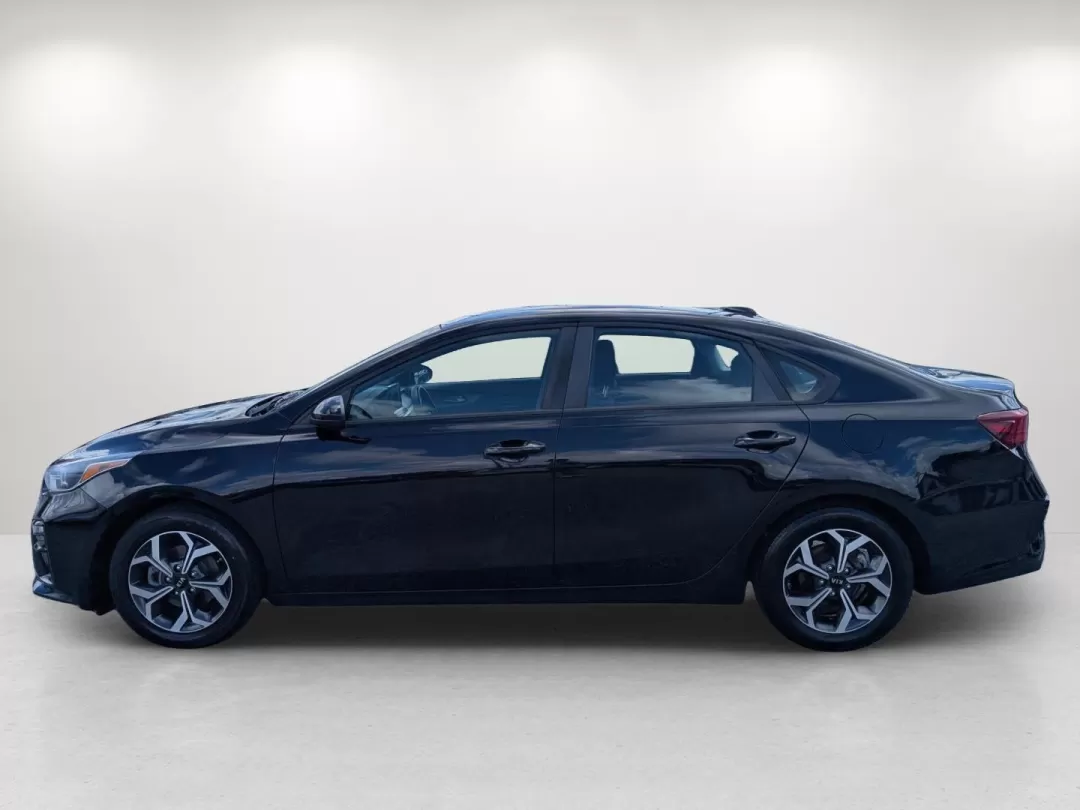 2019 /Black Kia Forte LXS (3KPF24AD2KE) with an Other engine, located at 521 Old Farm Lane Rd, Prattville, AL, 36066, (334) 325-1505, 32.482460, -86.416367 - **Discover Your Next Adventure in the 2019 Kia Forte at Gils Auto Phenix City, AL!**<br /> <br /> Are you ready to elevate your daily commute or embark on weekend adventures? The 2019 Kia Forte LXS is the perfect sedan that combines style, efficiency, and modern features, making it ideal for budget - Photo#7