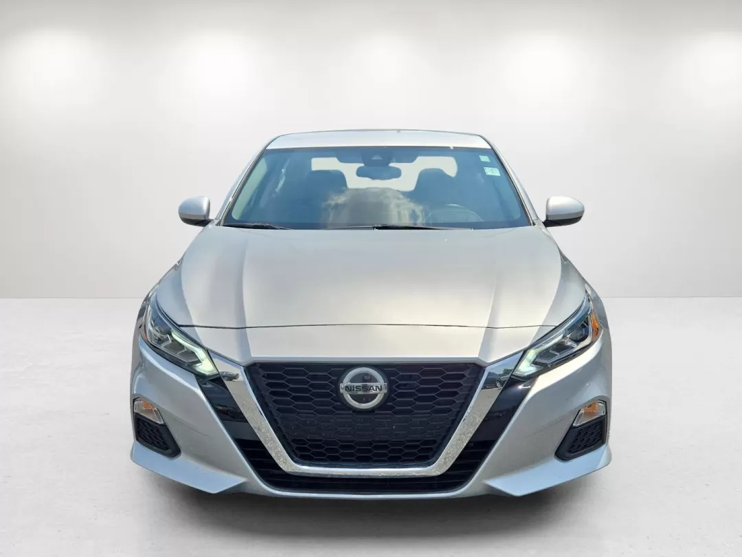 2022 /Charcoal Nissan Altima 2.5 SV (1N4BL4DV3NN) with an Other engine, located at 3959 U.S. 80 W, Phenix City, AL, 36870, (334) 297-4885, 32.469296, -85.135185 - **Experience the Joy of Driving with the 2022 Nissan Altima at Gils Auto - Your Trusted Buy Here Pay Here Dealer in Phenix City, AL!**<br /> <br /> Are you searching for the perfect vehicle that combines comfort, safety, and style for your daily commutes or weekend adventures? Look no further than t - Photo#1