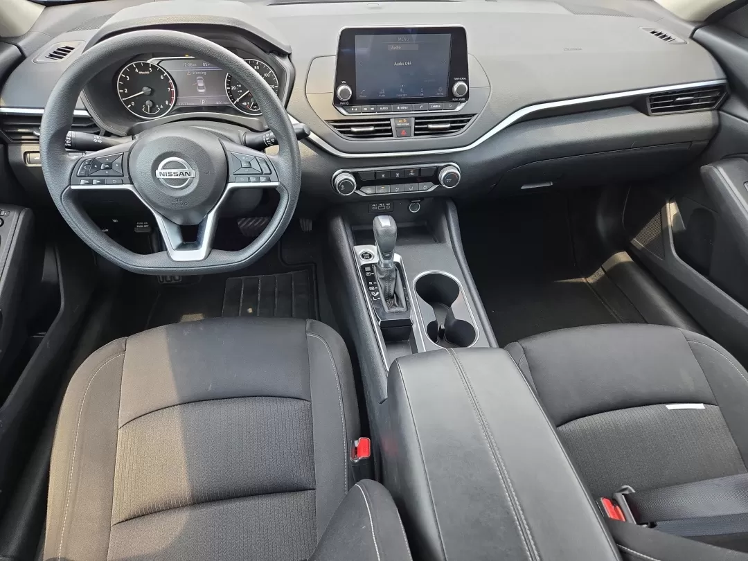 2022 /Charcoal Nissan Altima 2.5 SV (1N4BL4DV3NN) with an Other engine, located at 3959 U.S. 80 W, Phenix City, AL, 36870, (334) 297-4885, 32.469296, -85.135185 - **Experience the Joy of Driving with the 2022 Nissan Altima at Gils Auto - Your Trusted Buy Here Pay Here Dealer in Phenix City, AL!**<br /> <br /> Are you searching for the perfect vehicle that combines comfort, safety, and style for your daily commutes or weekend adventures? Look no further than t - Photo#13
