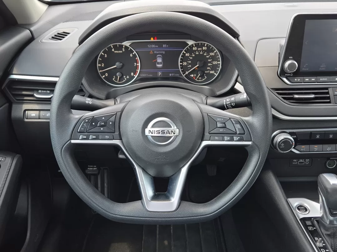 2022 /Charcoal Nissan Altima 2.5 SV (1N4BL4DV3NN) with an Other engine, located at 3959 U.S. 80 W, Phenix City, AL, 36870, (334) 297-4885, 32.469296, -85.135185 - **Experience the Joy of Driving with the 2022 Nissan Altima at Gils Auto - Your Trusted Buy Here Pay Here Dealer in Phenix City, AL!**<br /> <br /> Are you searching for the perfect vehicle that combines comfort, safety, and style for your daily commutes or weekend adventures? Look no further than t - Photo#15