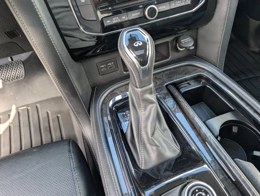 2021 /Graphite Infiniti QX80 LUXE (JN8AZ2AE9M9) with an Other engine, located at 3959 U.S. 80 W, Phenix City, AL, 36870, (334) 297-4885, 32.469296, -85.135185 - Are you ready to elevate your adventures and everyday drives? The 2021 Infiniti QX80 LUXE is your passport to a life filled with luxury, comfort, and capability, making it the perfect choice for growing families, weekend explorers, or anyone who values a high-end driving experience. This stunning SU - Photo#14