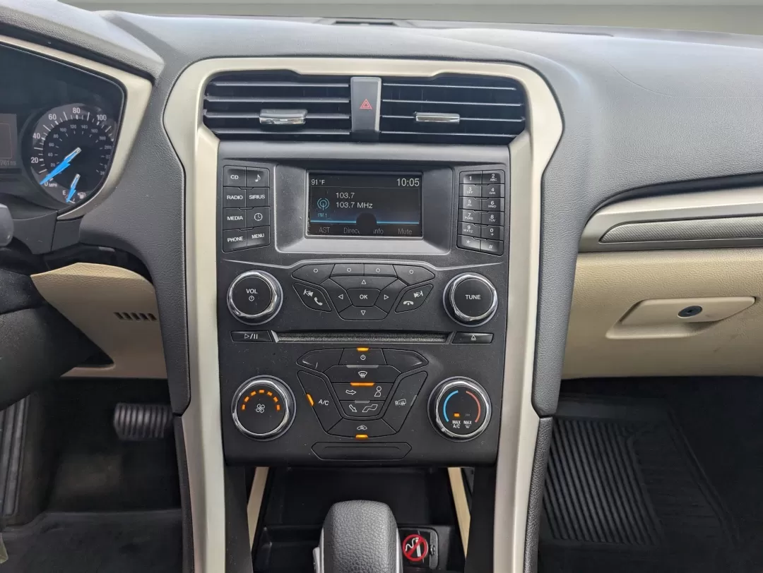 2015 Ford Fusion SE (3FA6P0H76FR) with an Other engine, located at 3959 U.S. 80 W, Phenix City, AL, 36870, (334) 297-4885, 32.469296, -85.135185 - Are you ready for a vehicle that effortlessly blends comfort, style, and practicality? Look no further than this stunning 2015 Ford Fusion SE, a versatile sedan perfect for growing families, daily commuters, or anyone seeking a reliable vehicle for weekend adventures. With a sleek copper exterior an - Photo#16