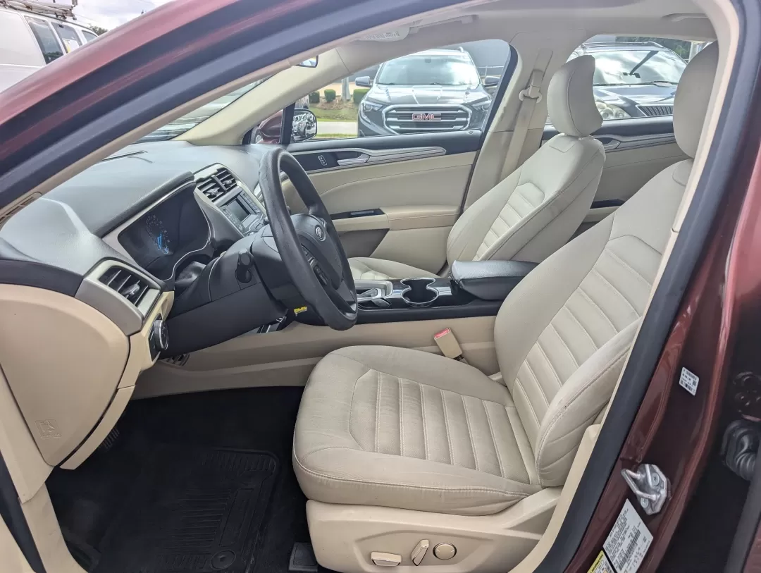 2015 Ford Fusion SE (3FA6P0H76FR) with an Other engine, located at 3959 U.S. 80 W, Phenix City, AL, 36870, (334) 297-4885, 32.469296, -85.135185 - Are you ready for a vehicle that effortlessly blends comfort, style, and practicality? Look no further than this stunning 2015 Ford Fusion SE, a versatile sedan perfect for growing families, daily commuters, or anyone seeking a reliable vehicle for weekend adventures. With a sleek copper exterior an - Photo#9