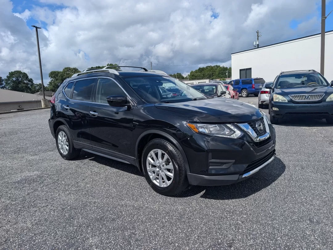 2019 /Charcoal Nissan Rogue S (5N1AT2MT2KC) with an Other engine, located at 3959 U.S. 80 W, Phenix City, AL, 36870, (334) 297-4885, 32.469296, -85.135185 - ### Discover Adventure with the 2019 Nissan Rogue at Gils Auto - Phenix City<br /> <br /> Are you ready to upgrade your family adventures or daily commute? The 2019 Nissan Rogue is the perfect SUV that combines style, comfort, and practicality, making it an excellent choice for growing families or b - Photo#2