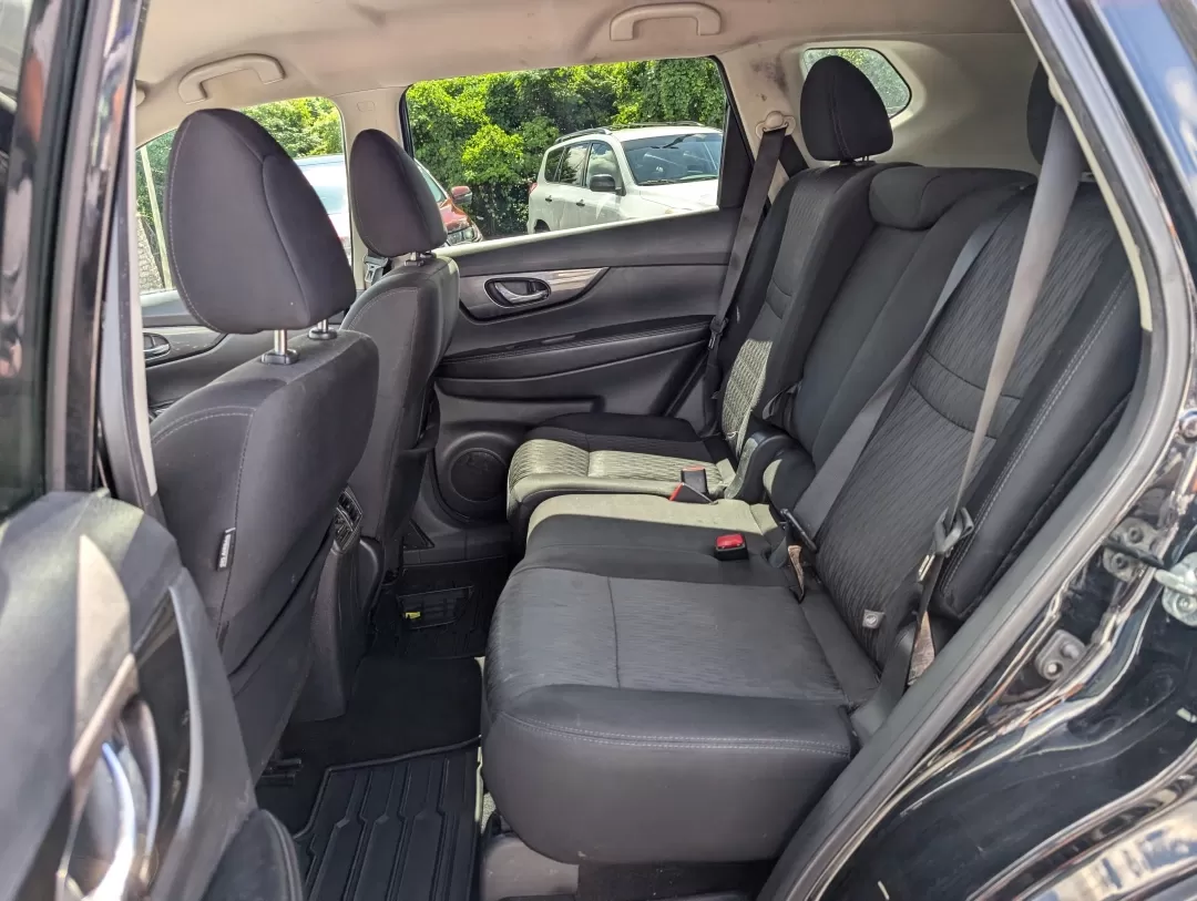 2019 /Charcoal Nissan Rogue S (5N1AT2MT2KC) with an Other engine, located at 3959 U.S. 80 W, Phenix City, AL, 36870, (334) 297-4885, 32.469296, -85.135185 - ### Discover Adventure with the 2019 Nissan Rogue at Gils Auto - Phenix City<br /> <br /> Are you ready to upgrade your family adventures or daily commute? The 2019 Nissan Rogue is the perfect SUV that combines style, comfort, and practicality, making it an excellent choice for growing families or b - Photo#10