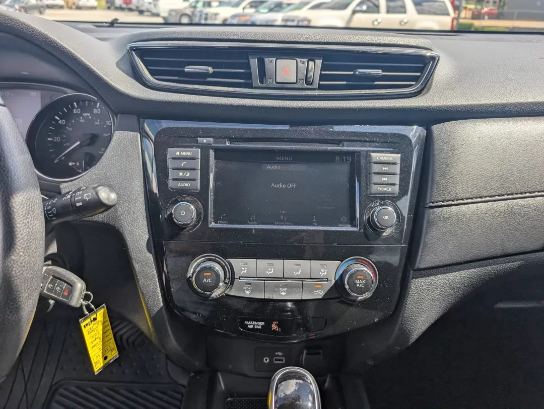 2019 /Charcoal Nissan Rogue S (5N1AT2MT2KC) with an Other engine, located at 3959 U.S. 80 W, Phenix City, AL, 36870, (334) 297-4885, 32.469296, -85.135185 - ### Discover Adventure with the 2019 Nissan Rogue at Gils Auto - Phenix City<br /> <br /> Are you ready to upgrade your family adventures or daily commute? The 2019 Nissan Rogue is the perfect SUV that combines style, comfort, and practicality, making it an excellent choice for growing families or b - Photo#14